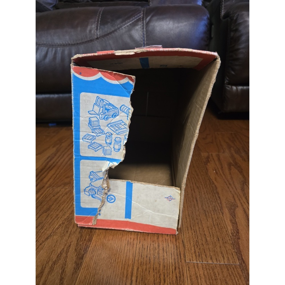 Fisher Price Little People Lift and Load Railroad #943 near complete - Picture 14 of 16